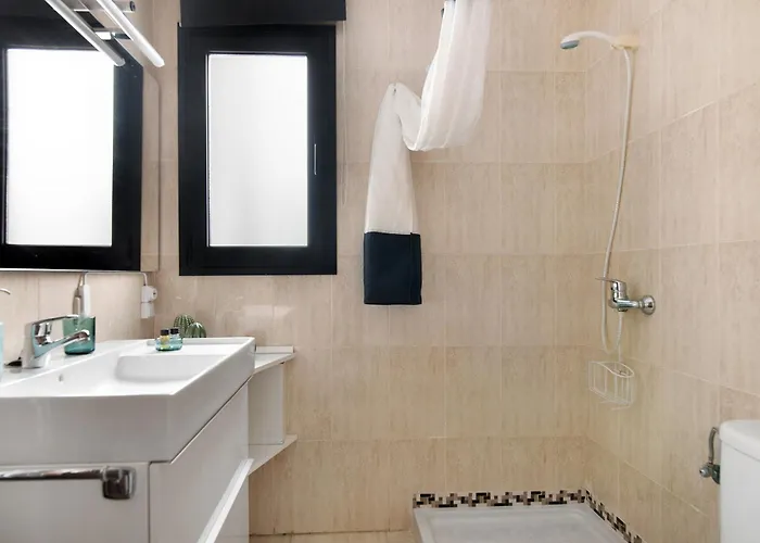 Casa Laura Y Juan * Лас-Пальмас-де-Гран-Канария